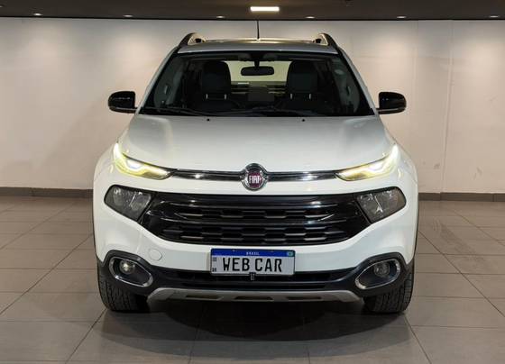 FIAT TORO 2.0 16V TURBO DIESEL VOLCANO 4WD AT9